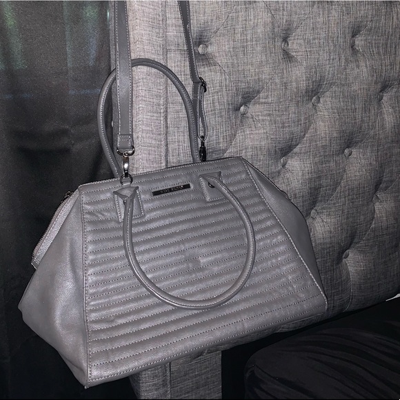 steve madden gray purse